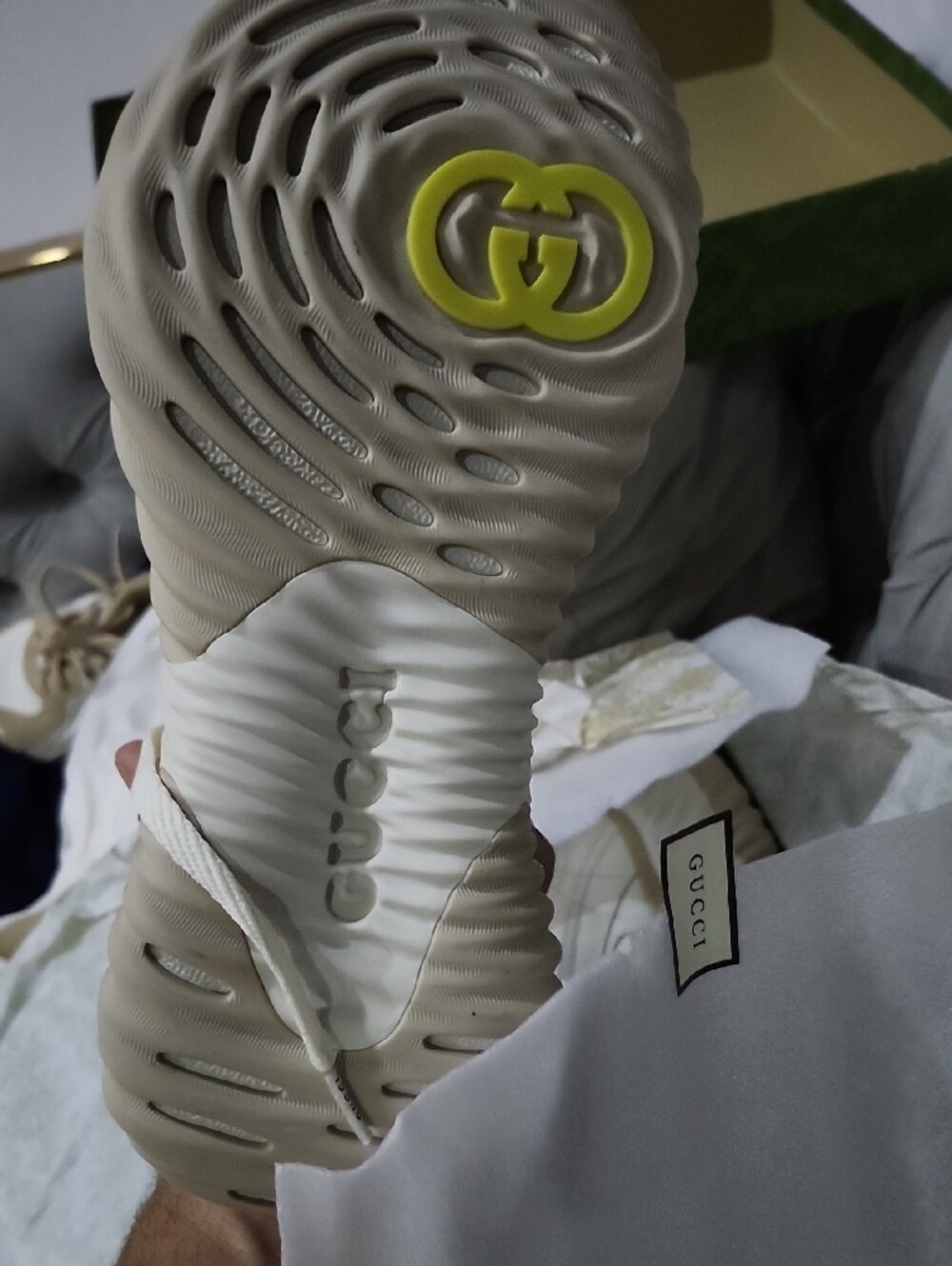 GUCCI Ripple Sneakers - Picture 5 of 7